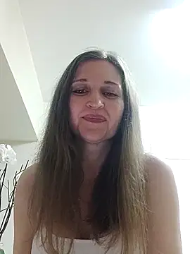 irresistibelle online show from 04/21/26, 11:44