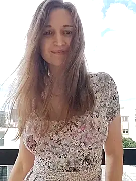 irresistibelle online show from 05/05/26, 11:46