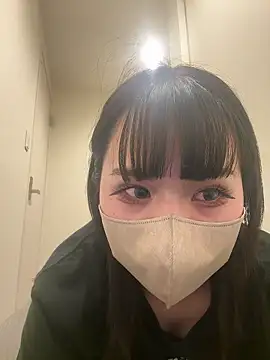 HoodingAlar online show from 04/18/26, 01:57