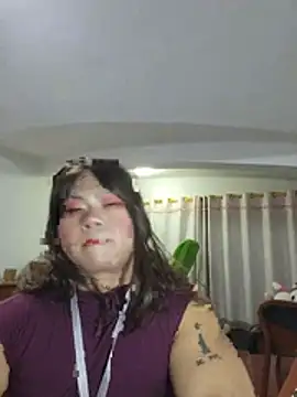 Snapshot of swzl0 chatting on 05/22/26, 02:37 swzl0 online show from 05/22/26, 02:37