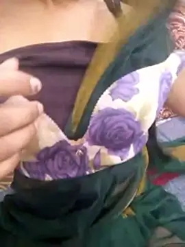 Kamini rani online show from 04/21/26, 01:42