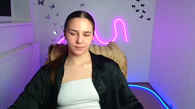 Kyara ra online show from 05/05/26, 05:32