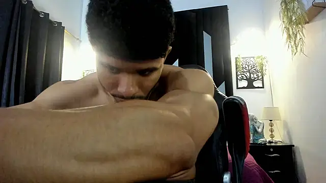 Jayden VanceJS online show from 06/19/26, 05:02