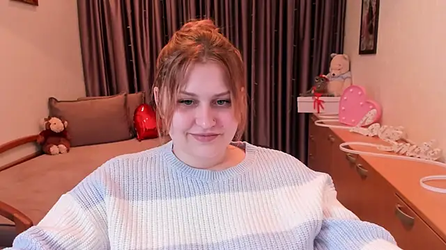 NoraLiin online show from 05/01/26, 07:19