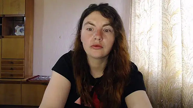 AlinaxJames online show from 04/18/26, 05:54