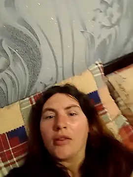 AlinaxJames online show from 04/19/26, 07:38