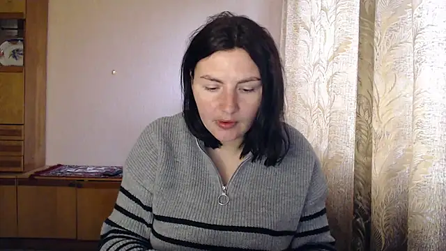 AlinaxJames online show from 04/23/26, 12:29