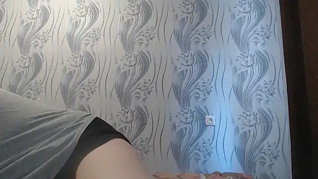 Snapshot of AlinaxJames chatting on 06/28/26, 07:47 AlinaxJames online show from 06/28/26, 07:47