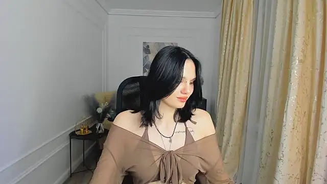 Snapshot of AlicePertim chatting on 06/19/26, 06:36 AlicePertim online show from 06/19/26, 06:36