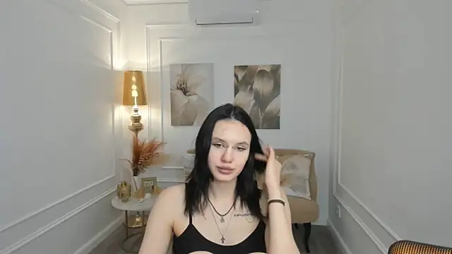 AlicePertim online show from 05/06/26, 06:12