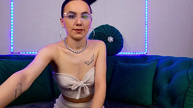 Snapshot of EliaSkye chatting on 06/03/26, 11:11 EliaSkye online show from 06/03/26, 11:11