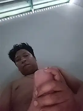 Snapshot of Jose12ulises chatting on 06/15/26, 04:01 Jose12ulises online show from 06/15/26, 04:01