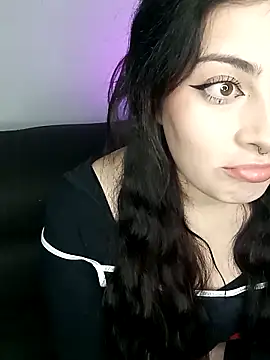 cattvalentinee online show from 04/18/26, 02:03