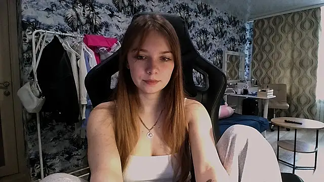 Snapshot of Princess_Mira chatting on 07/28/26, 08:33 Princess Mira online show from 07/28/26, 08:33