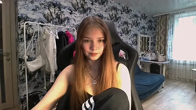 Snapshot of Princess_Mira chatting on 07/10/26, 11:43 Princess Mira online show from 07/10/26, 11:43