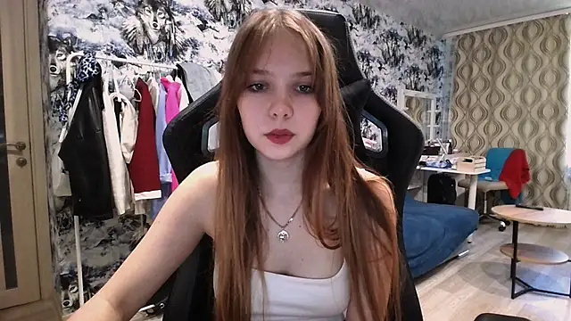 Snapshot of Princess_Mira chatting on 08/04/26, 02:43 Princess Mira online show from 08/04/26, 02:43