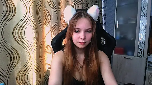 Snapshot of Princess_Mira chatting on 08/06/26, 10:43 Princess Mira online show from 08/06/26, 10:43