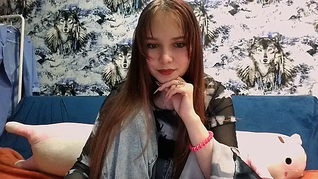 Princess Mira online show from 06/17/26, 05:12