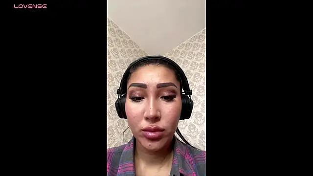 MadelineKiss  online show from 04/22/26, 01:45