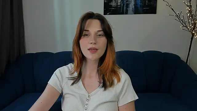 elani lune online show from 06/27/26, 04:13