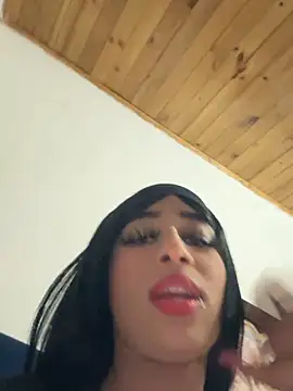 Snapshot of Zaabrina_20 chatting on 05/17/26, 02:33 Zaabrina 20 online show from 05/17/26, 02:33