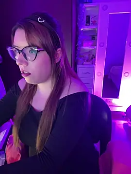 AliceMtz online show from 06/16/26, 11:49
