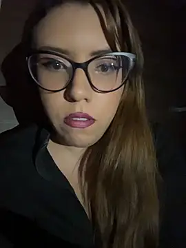AliceMtz online show from 05/13/26, 09:22
