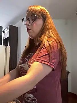 AliceMtz online show from 04/18/26, 06:43