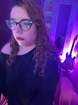 AliceMtz online show from 07/22/26, 09:06