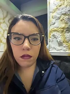 AliceMtz online show from 05/15/26, 08:51