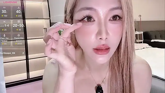 wenwen-mm online show from 06/19/26, 02:12