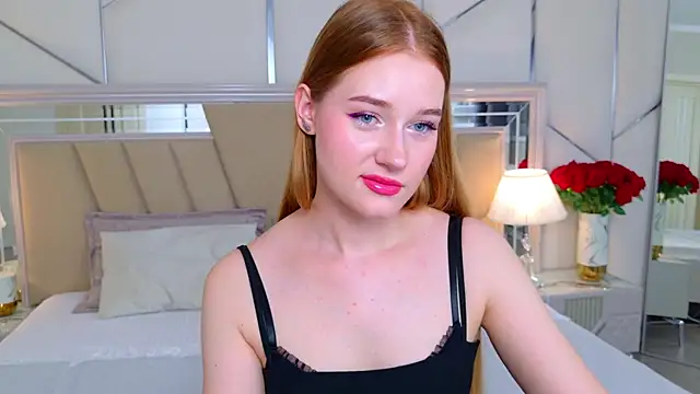 EmmiliRosse online show from 05/25/26, 05:22