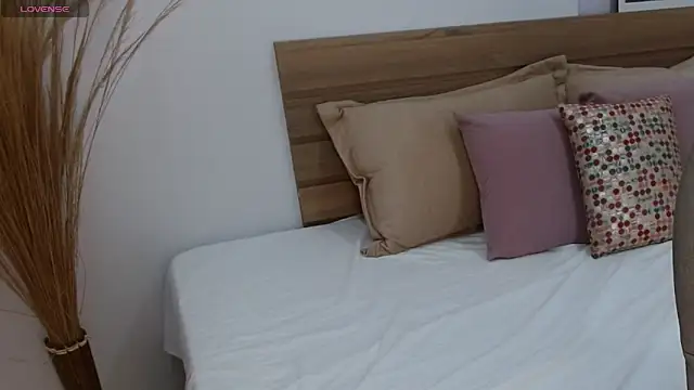 lazury 6 online show from 04/17/26, 07:49