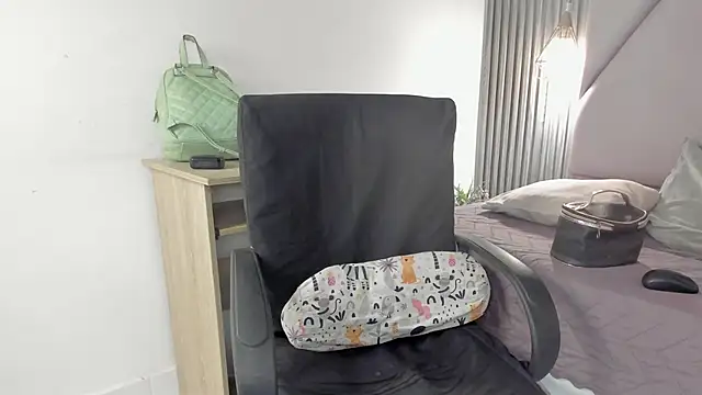 lolabunnysc online show from 05/21/26, 01:52