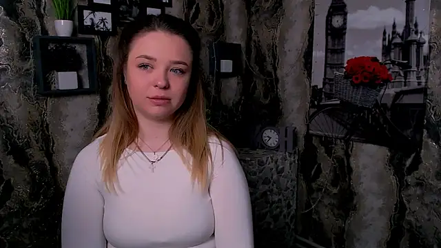 NicoleAura online show from 04/22/26, 07:15