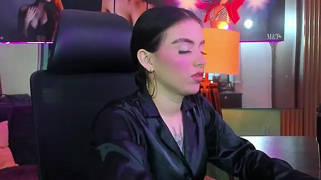 isabella hv online show from 06/04/26, 07:40