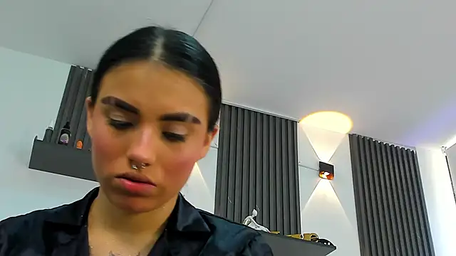 Snapshot of isabella_hv chatting on 07/15/26, 07:43 isabella hv online show from 07/15/26, 07:43