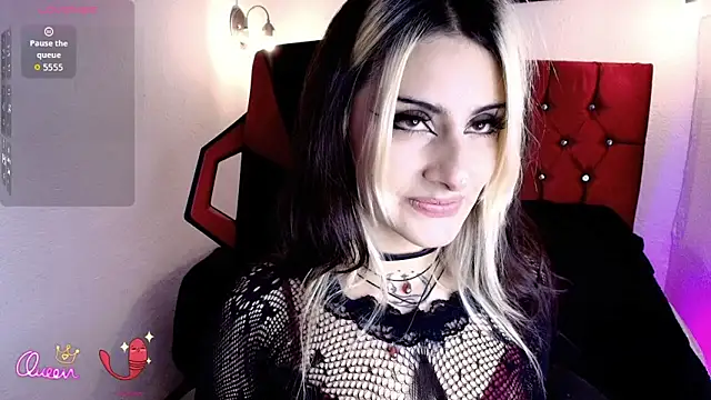 aliceinflames online show from 05/12/26, 10:16