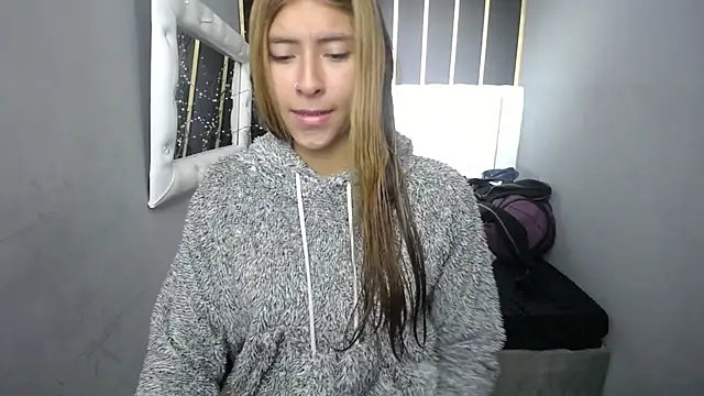 Snapshot of nancy_blonde chatting on 06/14/26, 01:12 nancy blonde online show from 06/14/26, 01:12