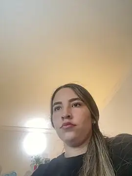 JUANITA07 online show from 06/03/26, 12:17