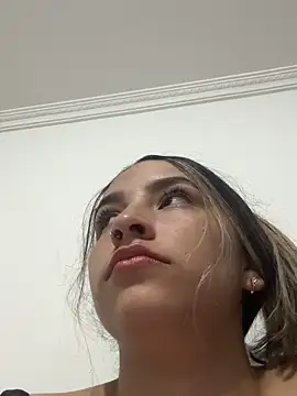 JUANITA07 online show from 05/27/26, 12:23