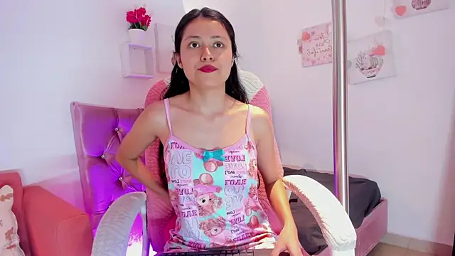 Andrea Robles online show from 04/18/26, 05:48