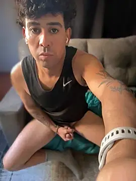 Saturno77 online show from 04/23/26, 06:20