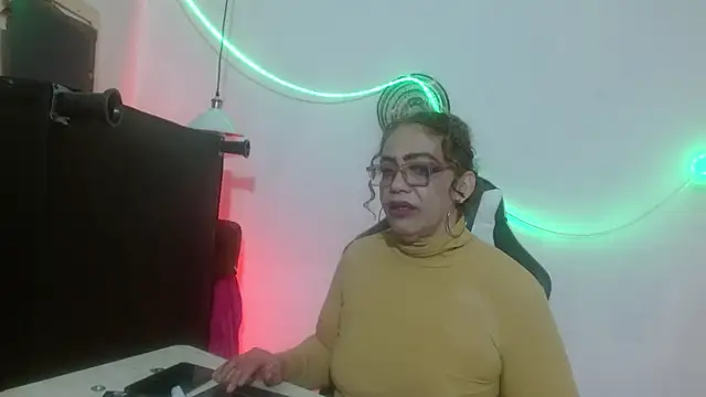 Sweet-Mommy-Milf online show from 05/14/26, 11:46