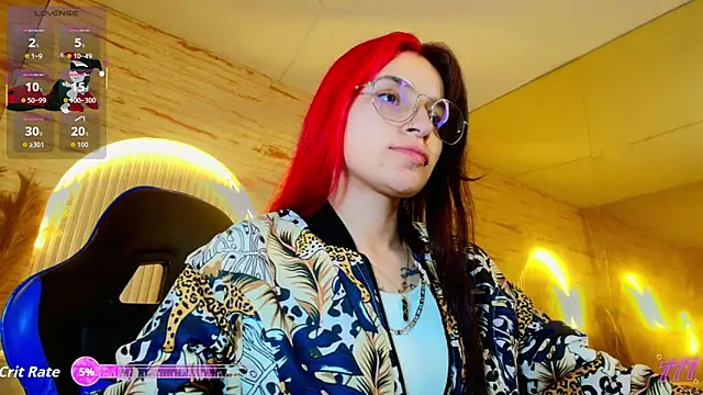 Moon Red r online show from 06/16/26, 12:49