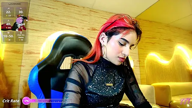 Moon Red r online show from 05/14/26, 01:19