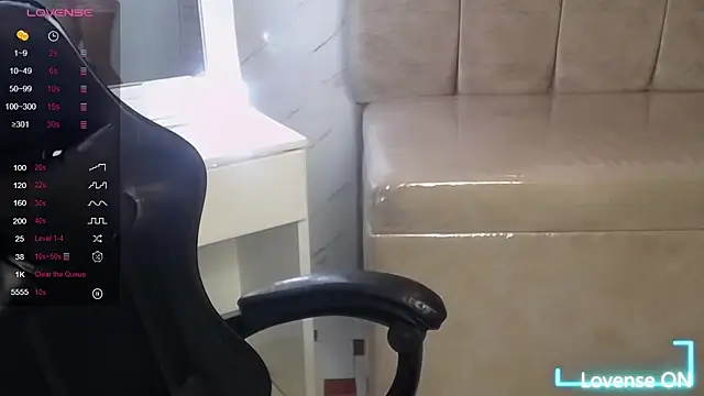 Little Samy v online show from 04/29/26, 08:26