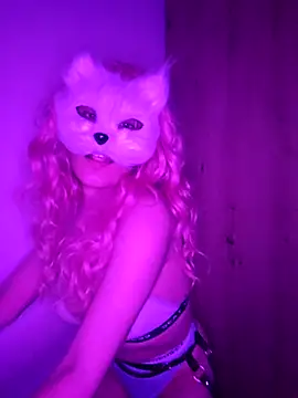 lilianroses online show from 04/22/26, 06:47