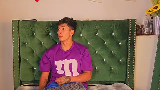 Zayn Moretti online show from 06/27/26, 04:07