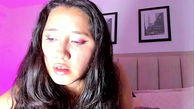 CatalinaSaanz online show from 06/18/26, 11:37